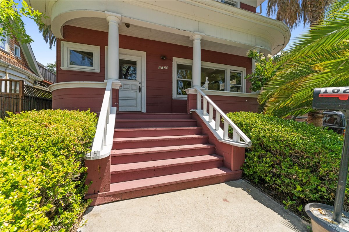 1625 Martin Luther King Junior Way - 1